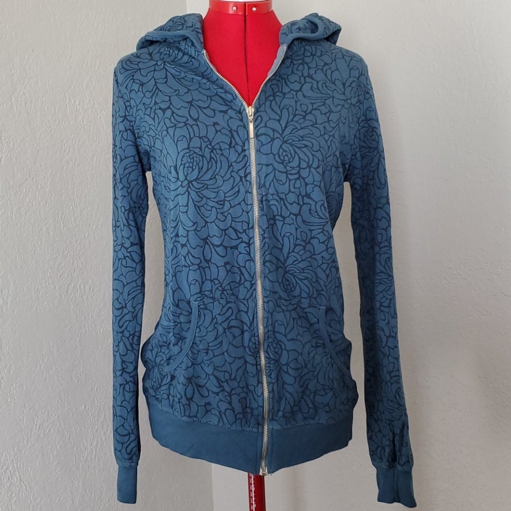 Avani Hoodie